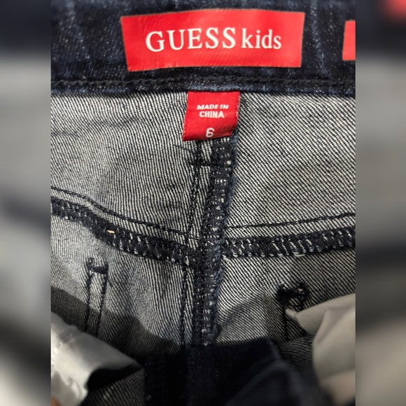 (B) Guess Dark Wash Ripped (6) Boys Pants - Picture 6 of 7
